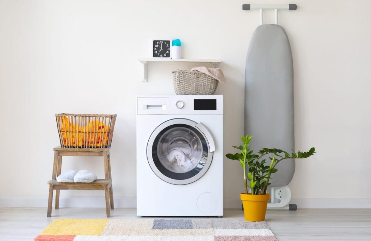 How to maintain and wash your linen clothes?