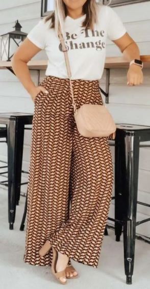 wide leg pants with graphic tee #wide leg pants #womens graphic tee #wide leg pants outfit